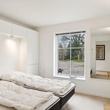 Ferienhaus Marrit - 500m From The Sea By Interhome